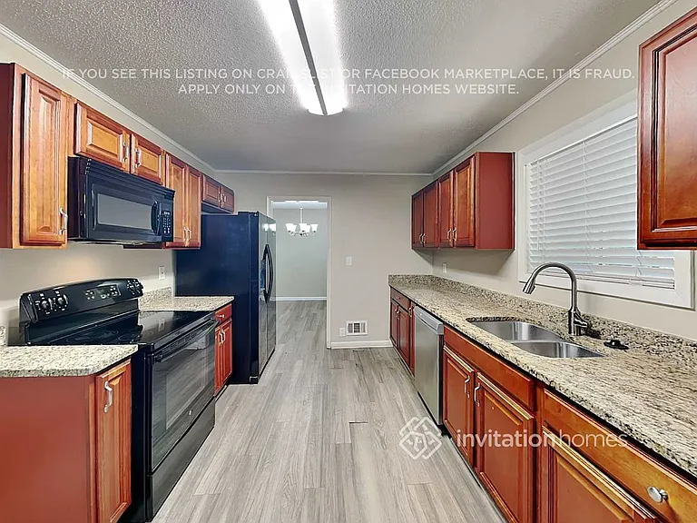4245 Valley Lake Ter — Photo 10