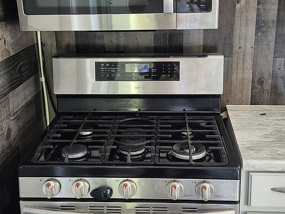 2nd image of 3516 W 98th St #2