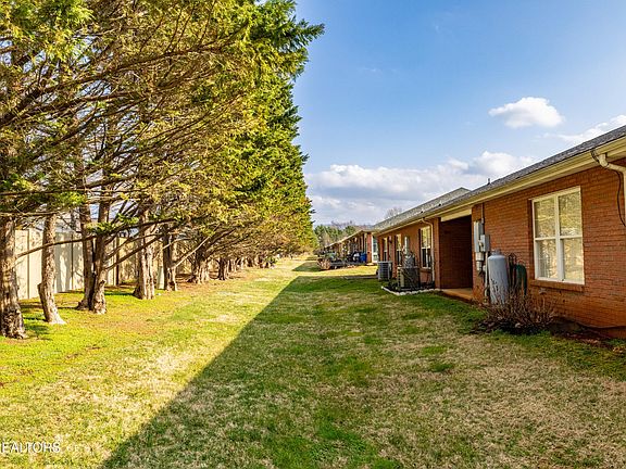 4th image of 2906 Dominion Dr #3