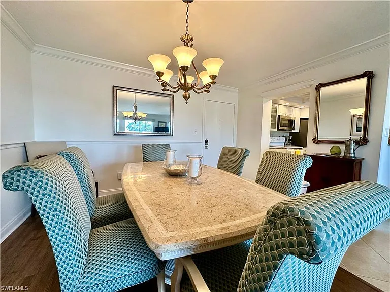 555 Park Shore Dr #B-403 — Photo 12