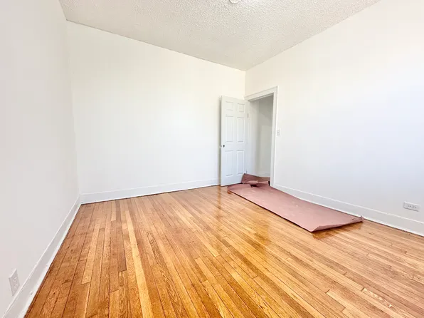 (undisclosed Address), New Rochelle, NY 10801