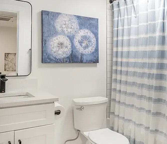 8 Viking St #3 — Photo 8