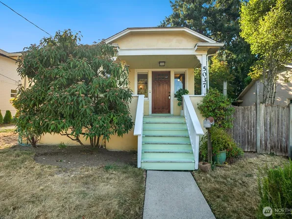 5037 Bowen Place S, Seattle, WA 98118