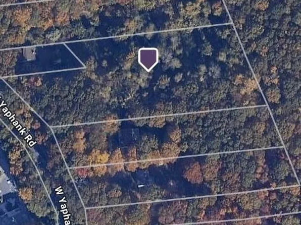 124 W Yaphank Road, Coram, NY 11727