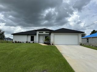 2710 28th St SW, Lehigh Acres, FL 33976