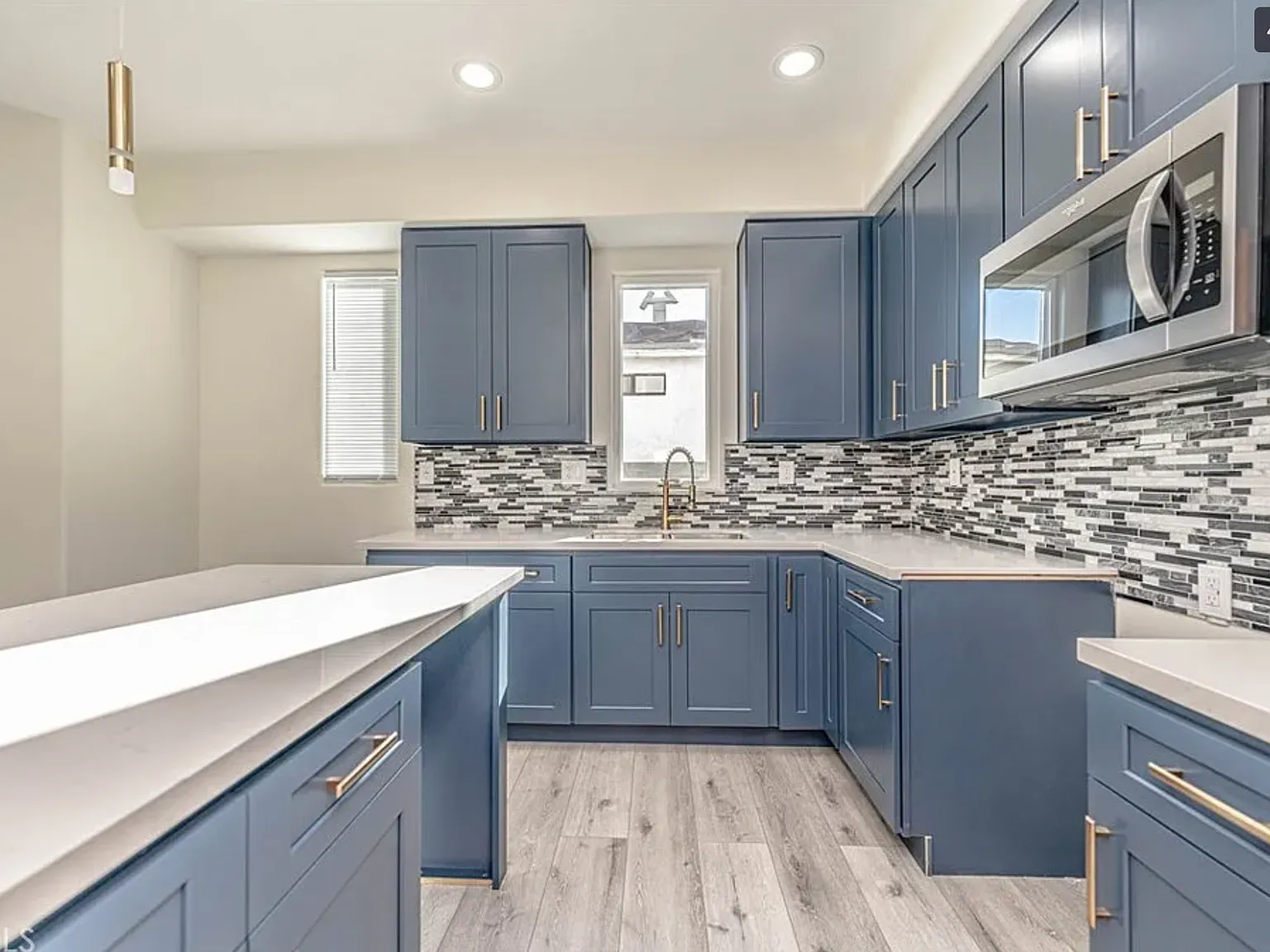 3 bed, 1.5 bath, 1000 sqft, $3,700 — Photo 4