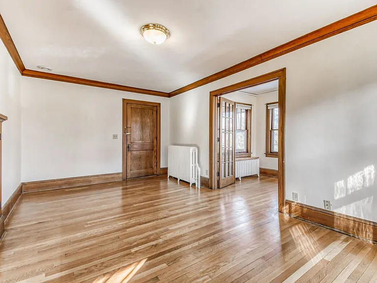 1024 Grand Ave — Photo 8