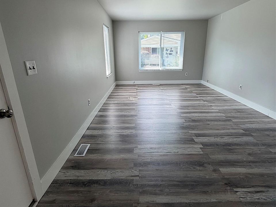 24423 Quad Park Ln, photo 2