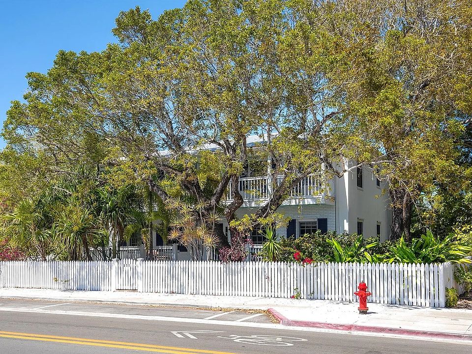 1st image of 811 United St #8113