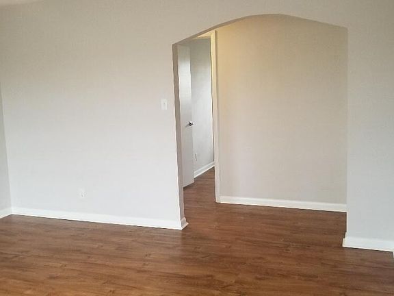 5th image of 132 Hare Rd