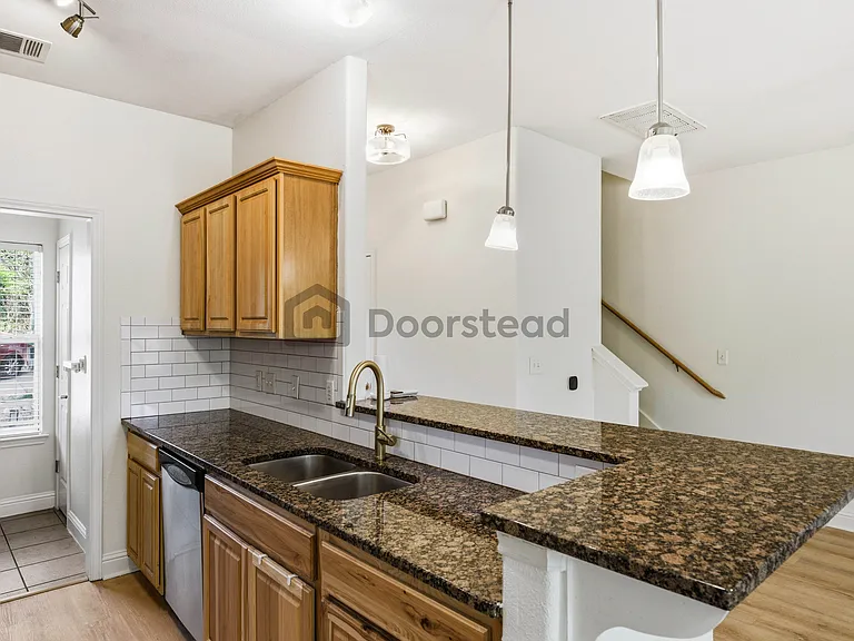 4803 Pecan Springs Rd #B — Photo 8