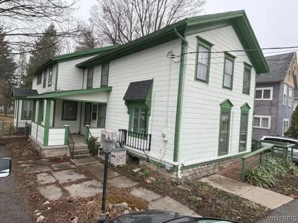 121 Bank St, Batavia, NY 14020