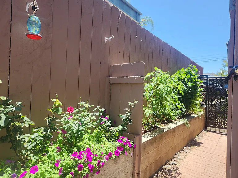 695 Sea Vale St — Photo 17