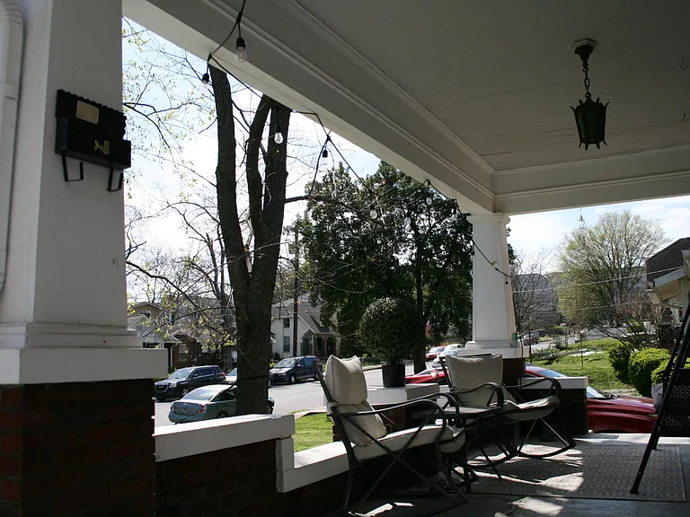 1605 Villa Pl — Photo 20
