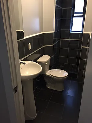 Rented by Mdays Realty | media 49