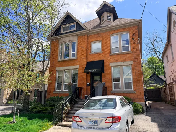 281 Park St S APT 1, Hamilton, ON L8P 3G5