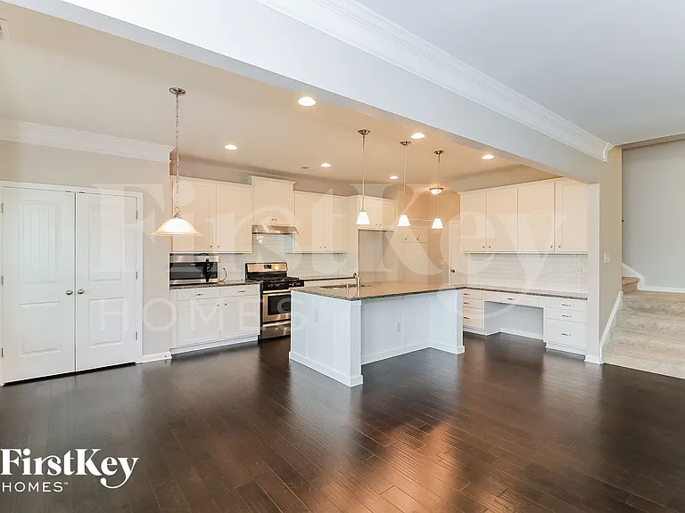 272 Persian Ivy Way — Photo 8