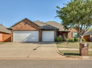 2805 NW 166th St, Edmond, OK 73012