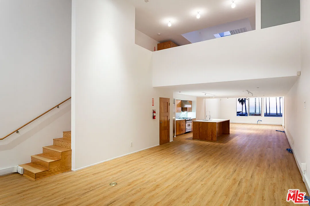 Building Photo - 11 Brooks Ave #C