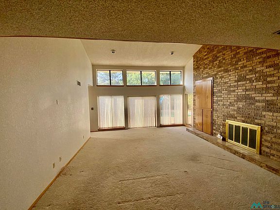 5th image of 406 E Arriba Dr