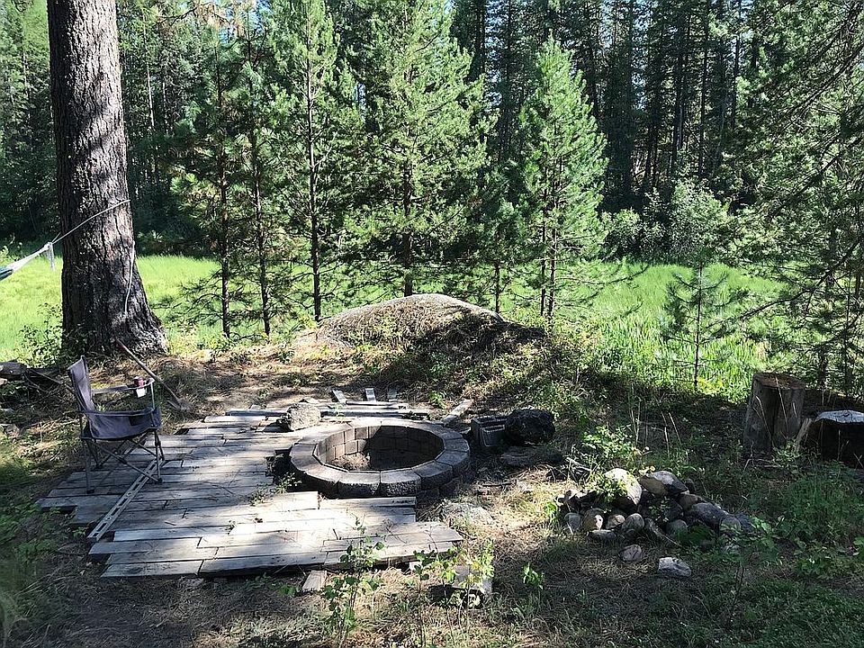 2nd image of 442 Granite Rd