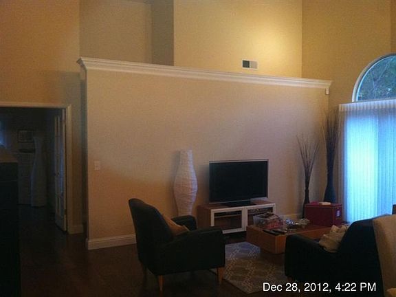 3rd image of 9118 N Stoneridge Ln