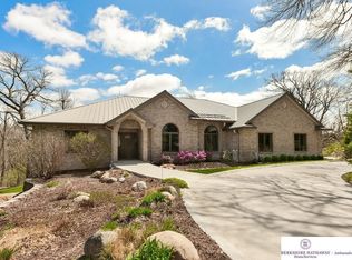 9909 N 60th St, Omaha, NE 68152