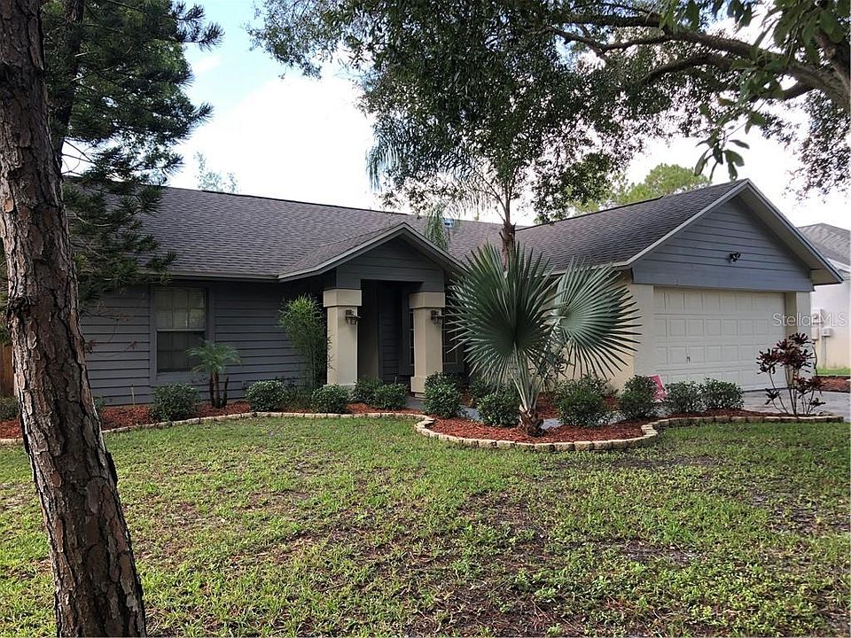 1st image of 1495 Club Dr