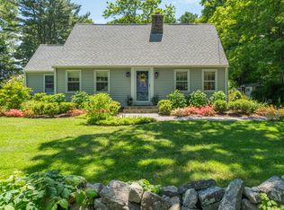 140 Dunk Rock Rd, Guilford, CT 06437