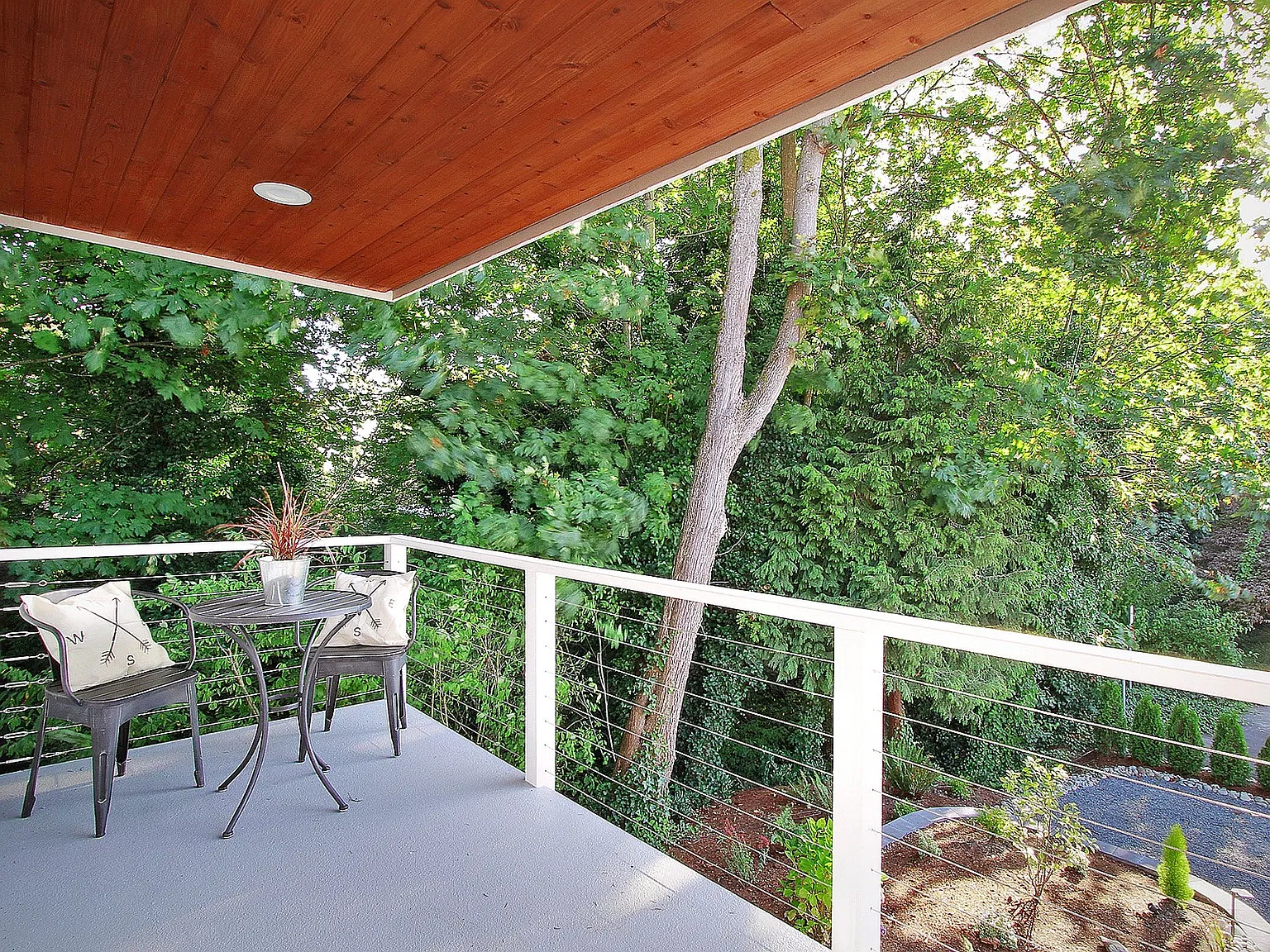2 bed, 900 sqft, $2,800 — Photo 2