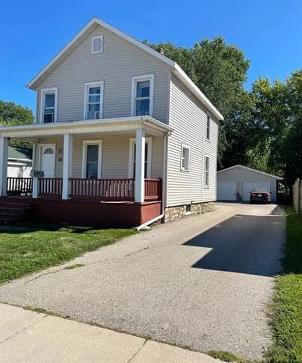 58 W Scott St #1/2