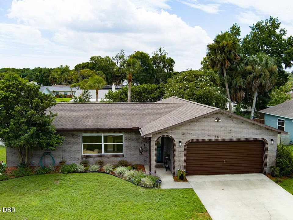 1st image of 16 Laurel Oaks Cir