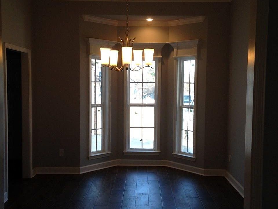 2nd image of 21318 Meadow Acres Dr