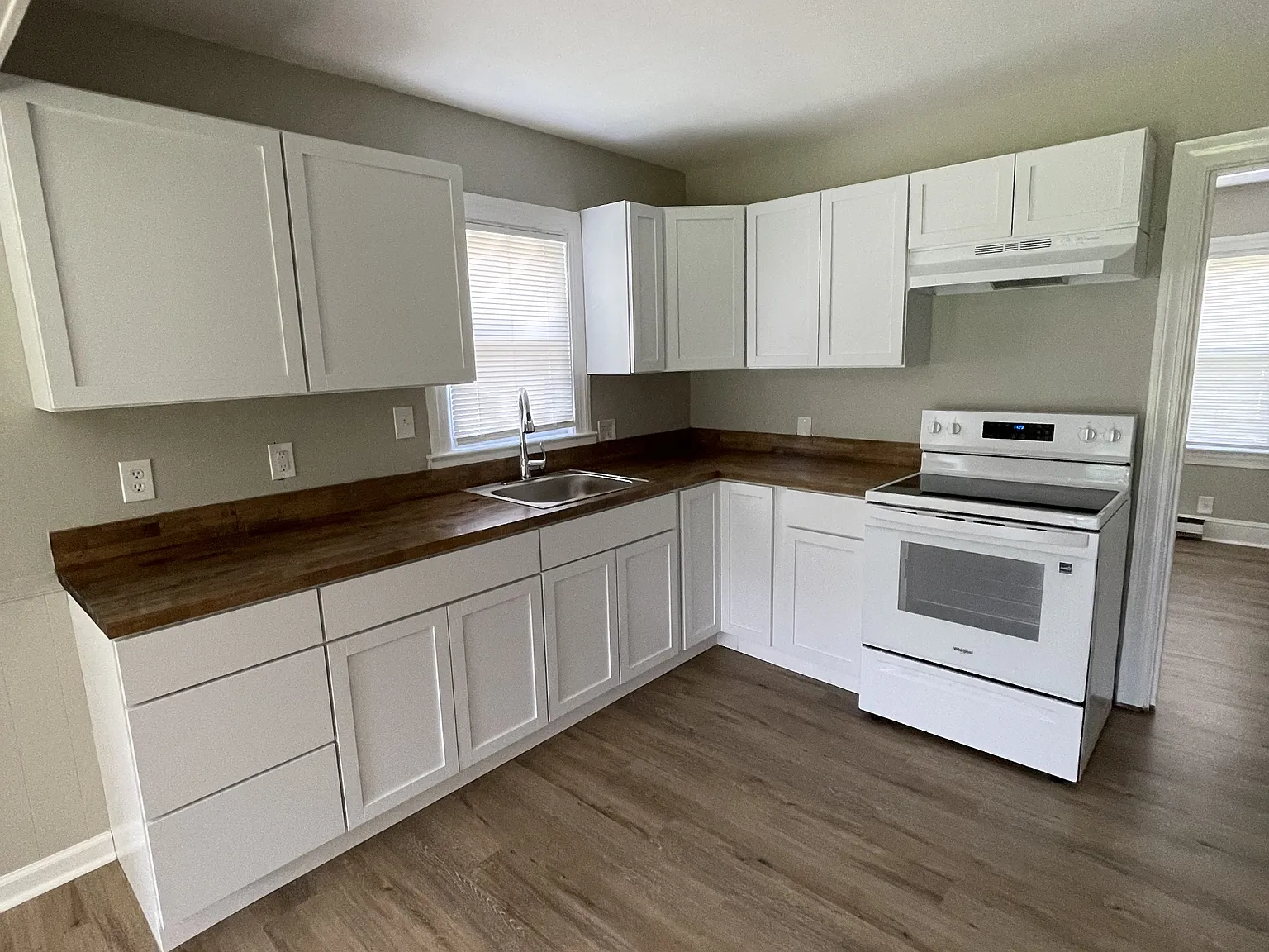122 Marshall Street - 1 — Photo 3