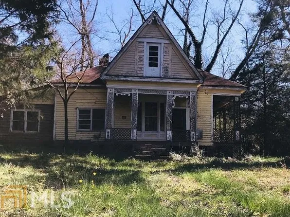 99 Griffin St, Grantville, GA 30220