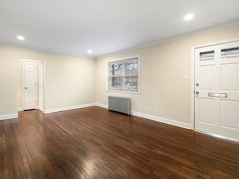 Grandview Gardens Apartments — Photo 2