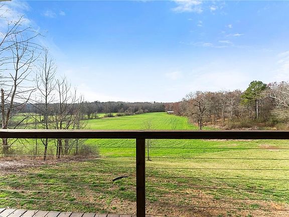 5th image of 201 Fred Pitts Rd