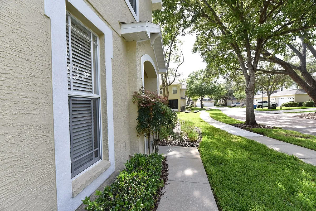 3 bed, 2.5 bath, 1735 sqft, $3,000 — Photo 4