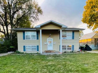 700 S Lexington St APT A, Harrisonville, MO 64701
