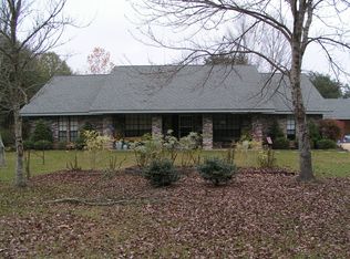 22151 Longleaf Dr, Covington, LA 70435