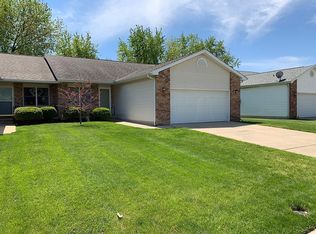 3831 Wexford Dr, Springfield, IL 62704