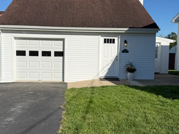 145R Crest Ave, Lancaster, PA 17602