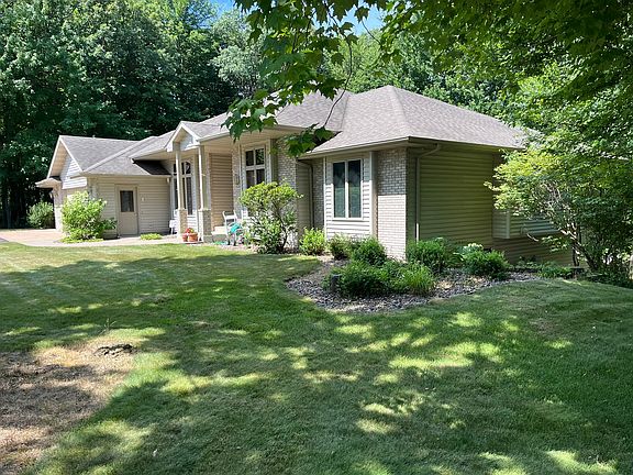 2nd image of 228 Oak Knoll Drive