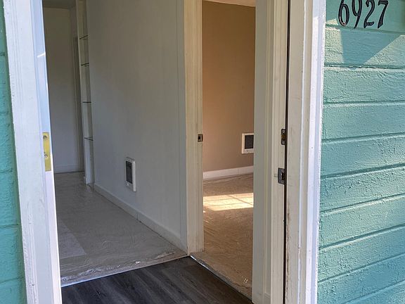 4th image of 6927 52nd Ave W