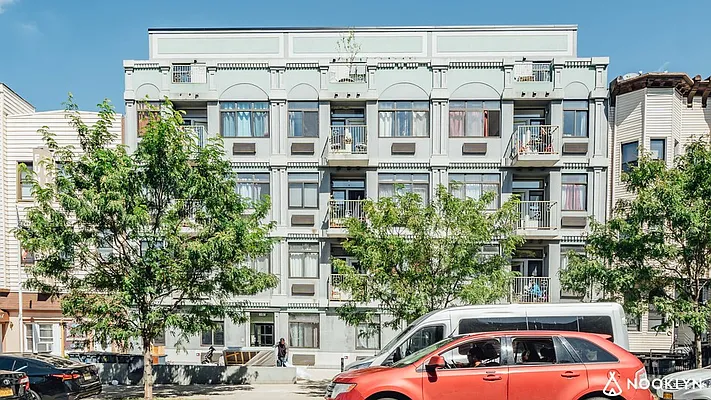 Rented by Nooklyn NYC LLC | media 18