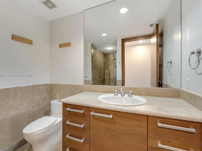 5959 Collins Ave #1001 — Photo 18