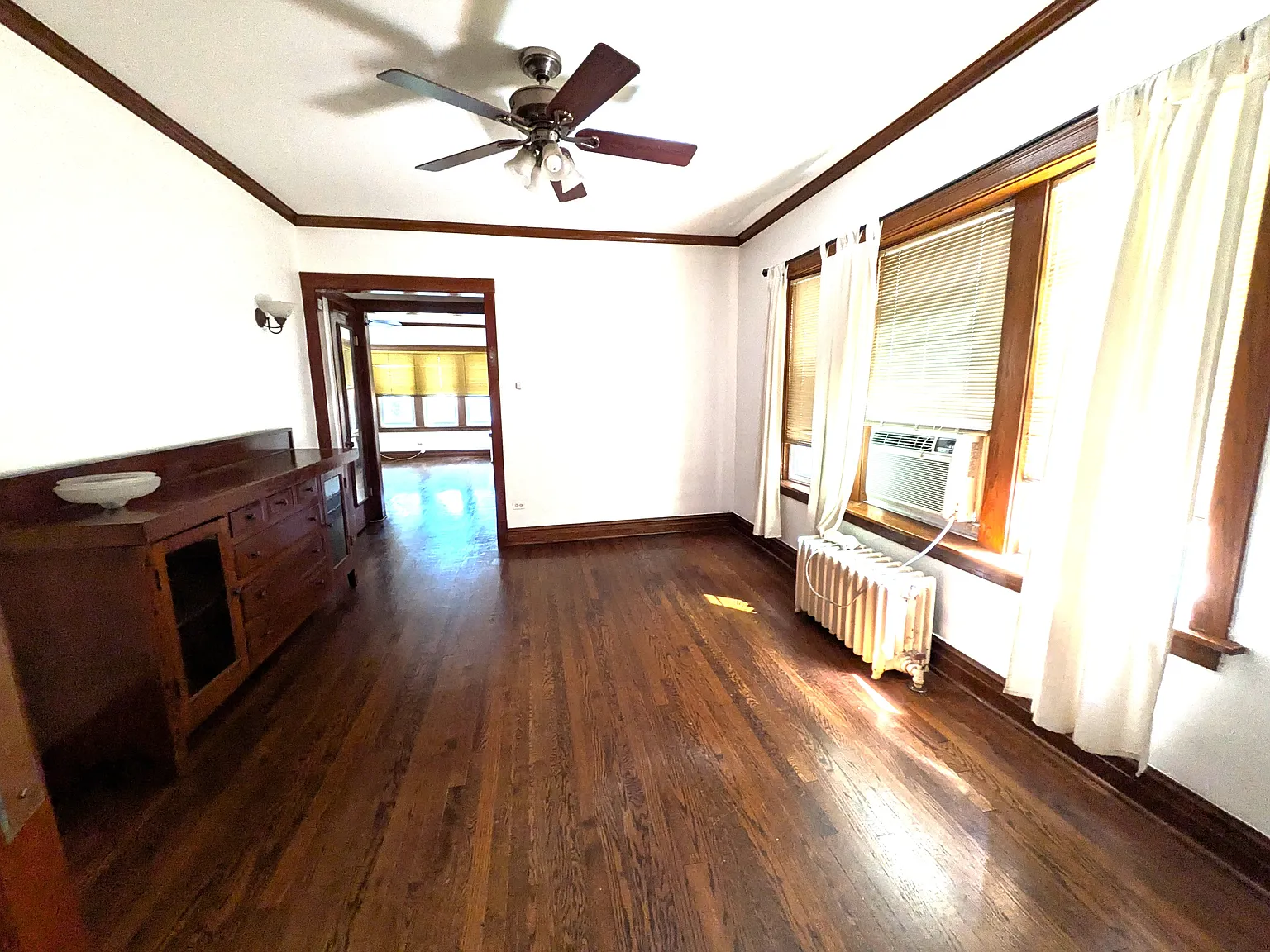 2 bed, 1250 sqft, $1,850 — Photo 4
