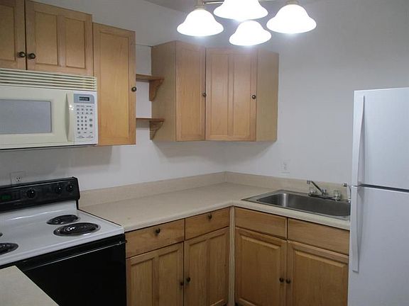 4th image of 151 Easthampton G
