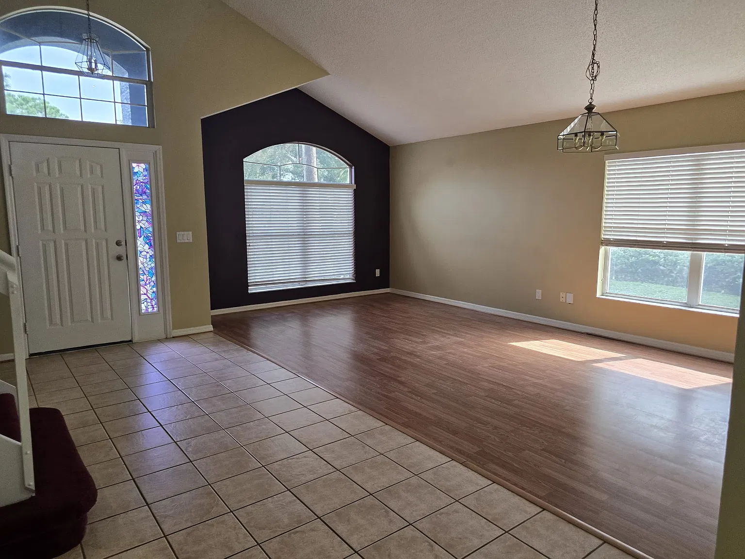 4 bed, 2.5 bath, 2068 sqft, $3,395 — Photo 2