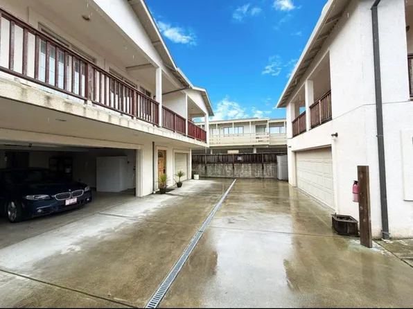 1150 8th St APT 2, Monterey, CA 93940